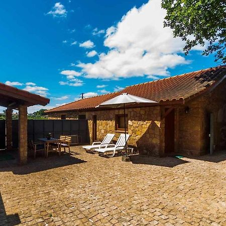 Casa das Vinhas Camélias de BastoTurismo Rural Celorico De Basto Exterior foto