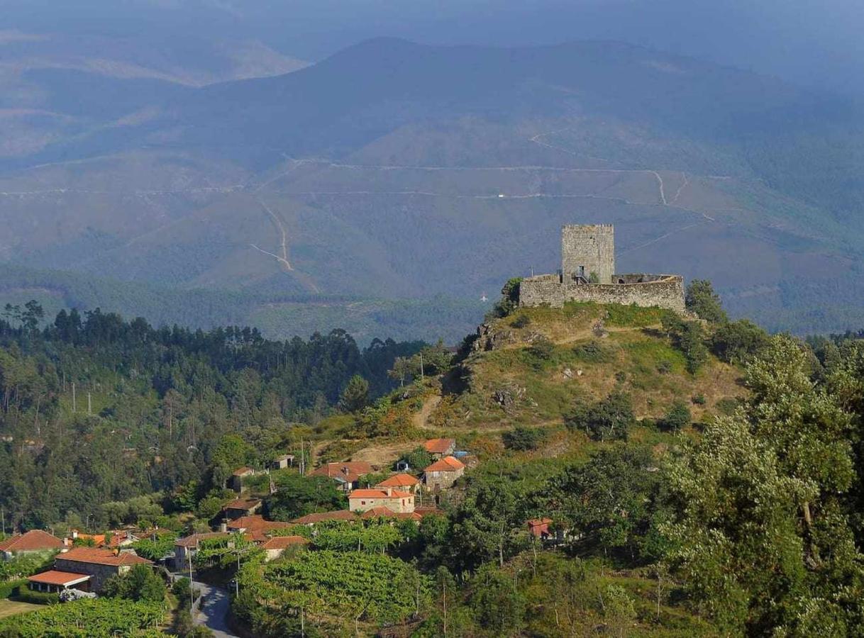 Casa das Vinhas Camélias de BastoTurismo Rural Celorico De Basto Exterior foto